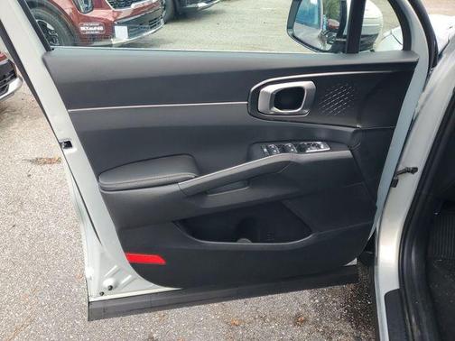 Ivory Silver 2026 Kia Sorento S