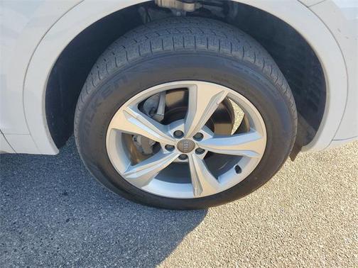 2020 Audi Q5 45 Premium Plus