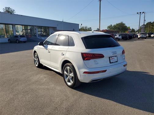 2020 Audi Q5 45 Premium Plus