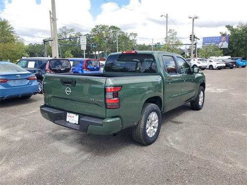 2023 Nissan Frontier SV