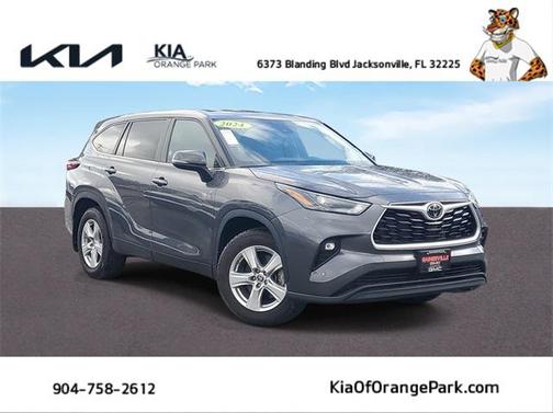 2024 Toyota Highlander LE