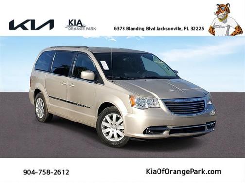 2014 Chrysler Town & Country Touring