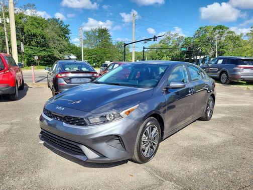 Gravity Gray 2024 Kia Forte LXS