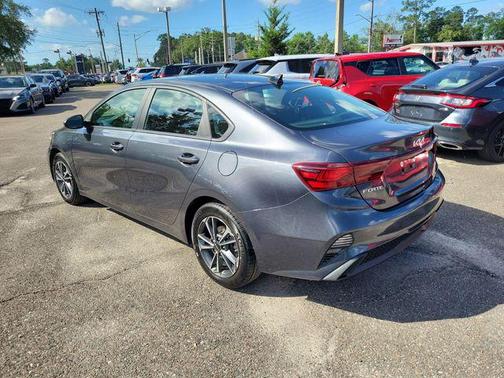 Gravity Gray 2024 Kia Forte LXS