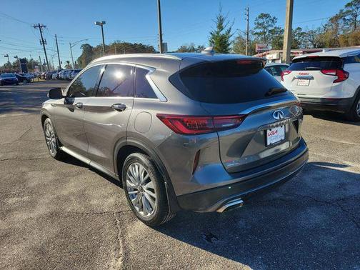 2023 INFINITI QX50 LUXE