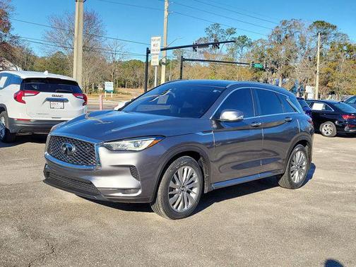 2023 INFINITI QX50 LUXE