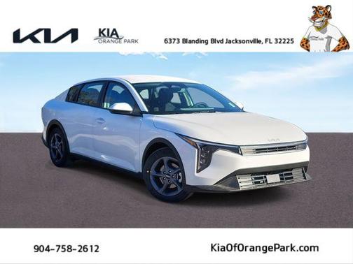 Snow White Pearl 2026 Kia K4 LXS