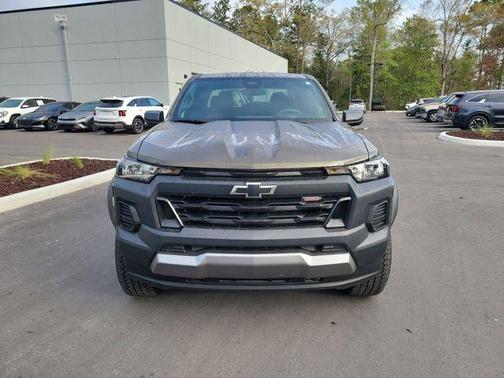 Harvest Bronze Metallic 2024 Chevrolet Colorado Trail Boss