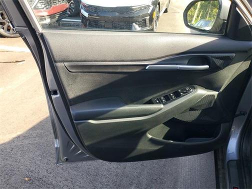 2025 Kia Seltos LX