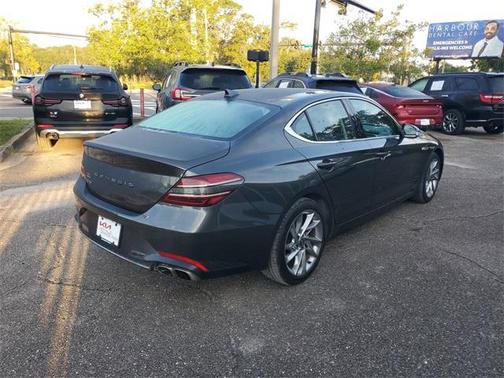 2022 Genesis G70 2.0T RWD