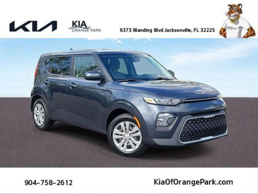 Gravity Grey 2020 Kia Soul LX