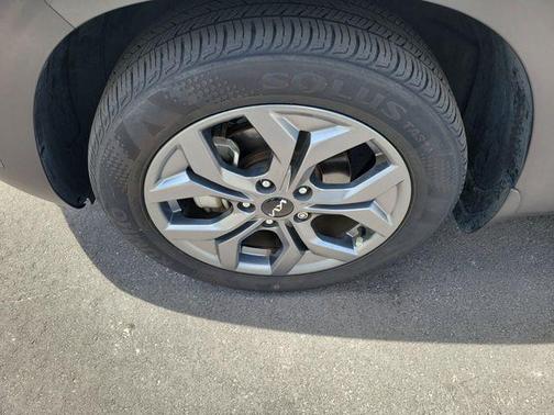 Gravity Gray 2024 Kia Seltos S