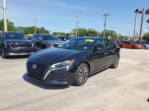 2023 Nissan Altima 2.5 SV