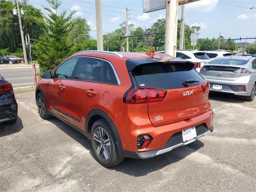 2022 Kia Niro LXS