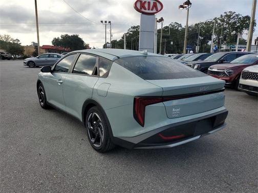 2025 Kia K4 EX