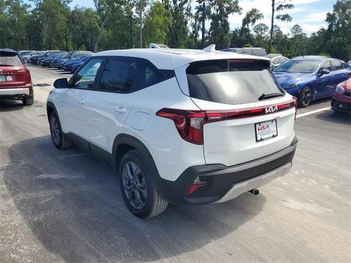 2025 Kia Seltos LX