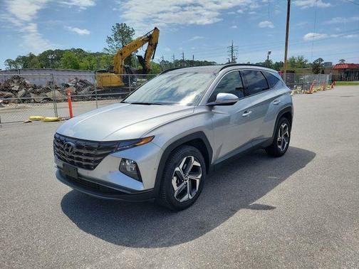 Shimmering Silver 2024 Hyundai TUCSON Limited