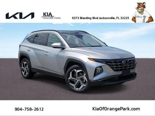 Shimmering Silver 2024 Hyundai TUCSON Limited
