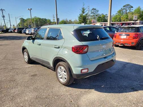 Mirage Green 2026 Hyundai VENUE SE