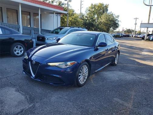 2021 Alfa Romeo Giulia Base