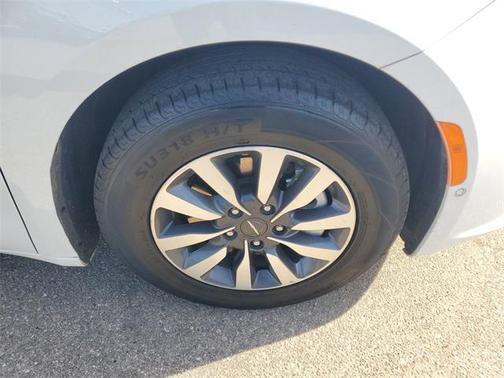 2021 Chrysler Pacifica Hybrid Touring L