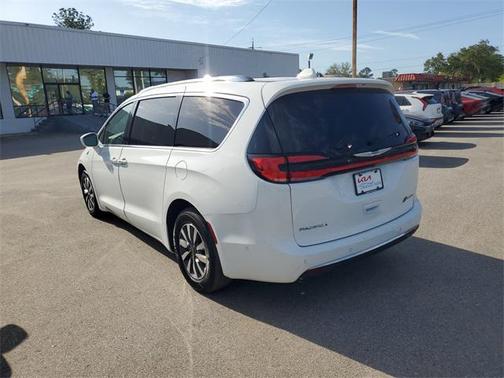 2021 Chrysler Pacifica Hybrid Touring L