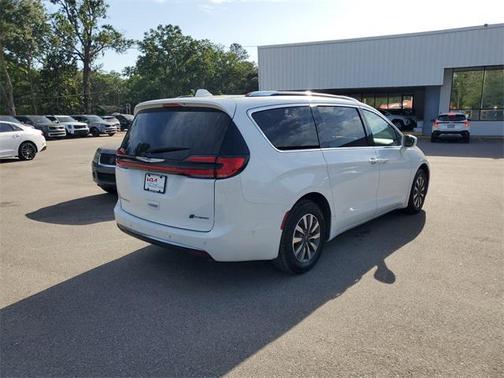 2021 Chrysler Pacifica Hybrid Touring L