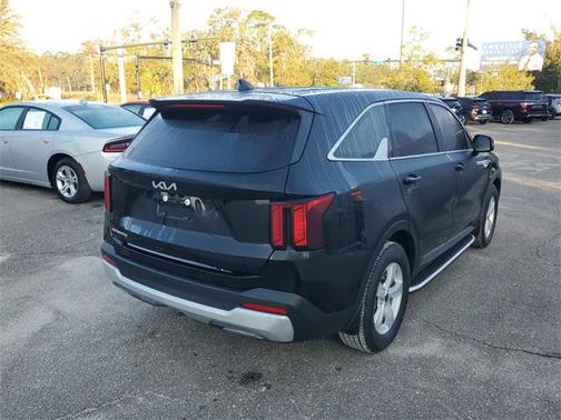 2024 Kia Sorento LX