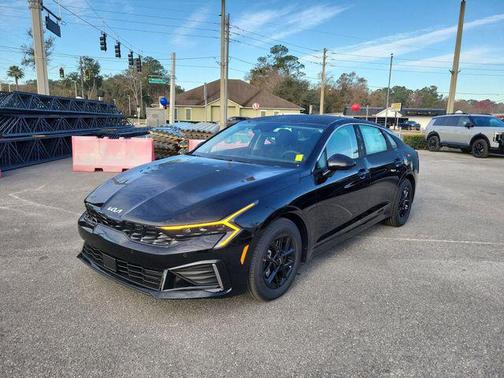 Aurora Black Pearl 2026 Kia K5 LXS FWD
