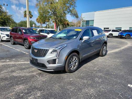 2023 Cadillac XT5 Premium Luxury