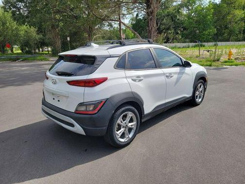 Lunar White 2022 Hyundai KONA SEL