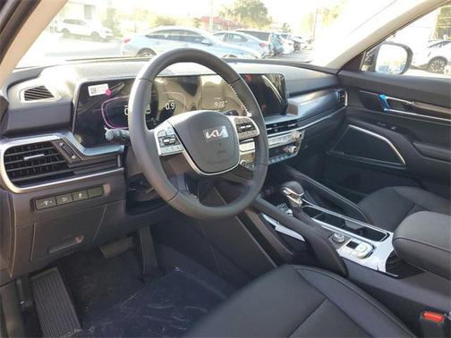 2025 Kia Telluride LX