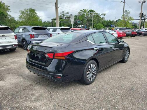 Super Black 2024 Nissan Altima 2.5 SV