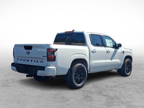 Glacier White 2026 Nissan Frontier SV