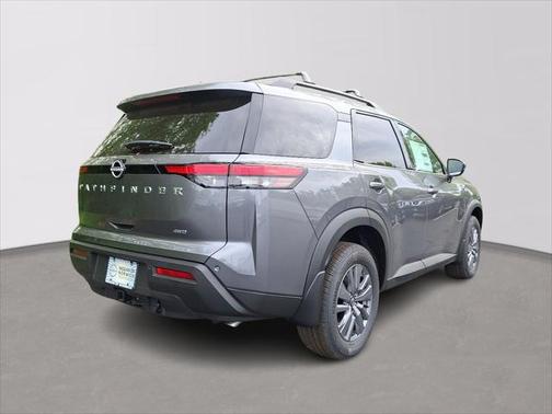2025 Nissan Pathfinder SV 4WD