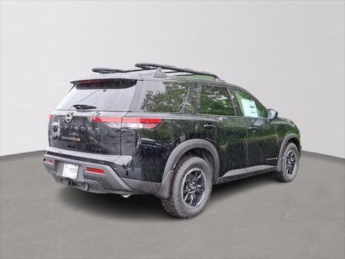 2025 Nissan Pathfinder Rock Creek 4WD
