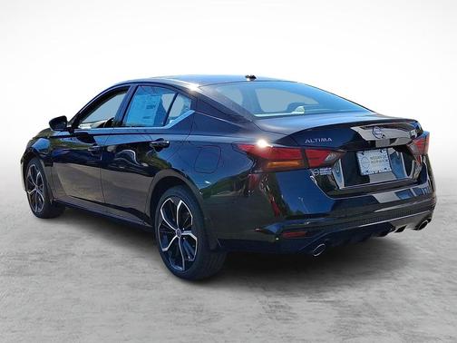 2025 Nissan Altima SR AWD