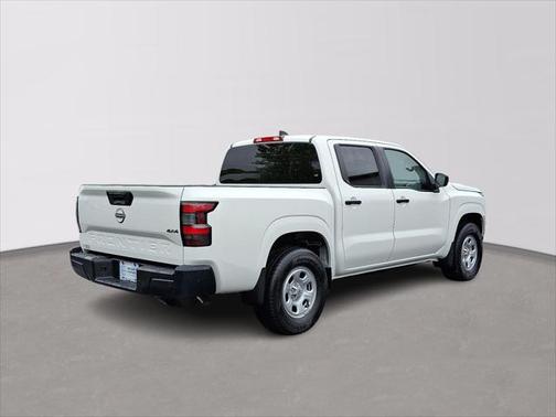 2023 Nissan Frontier S
