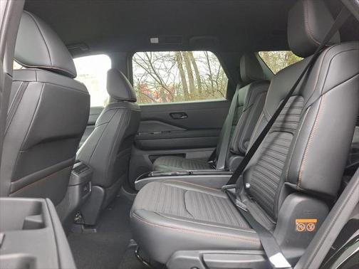 2025 Nissan Pathfinder Rock Creek 4WD