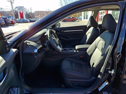 2025 Nissan Altima SL AWD