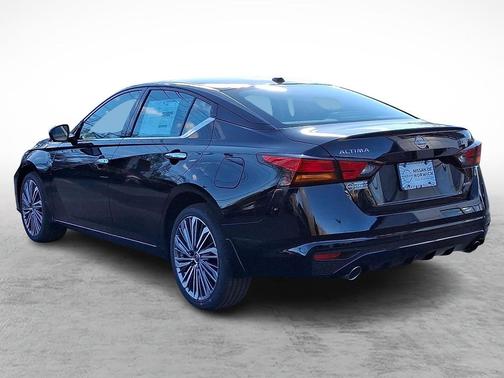 2025 Nissan Altima SL AWD