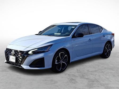2023 Nissan Altima SR Intelligent AWD