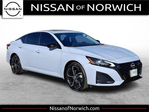 2023 Nissan Altima SR Intelligent AWD