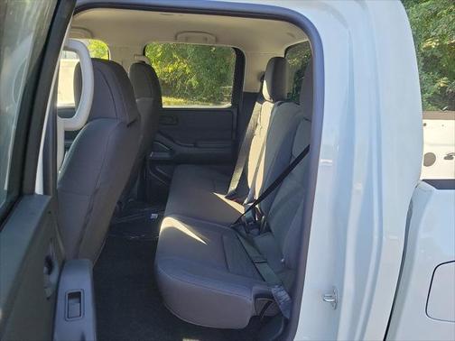 2024 Nissan Frontier S