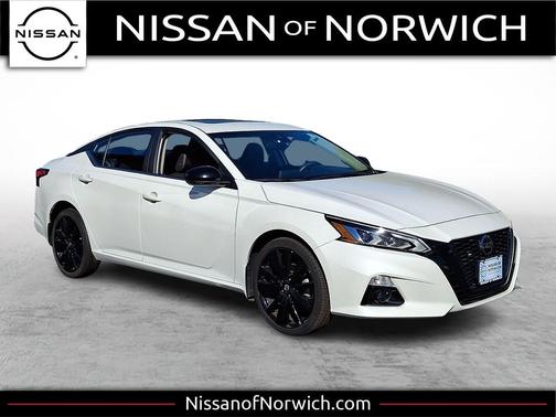 2022 Nissan Altima SR Intelligent AWD