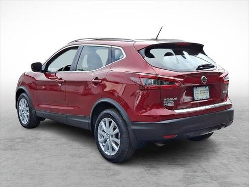 2022 Nissan Rogue Sport SV