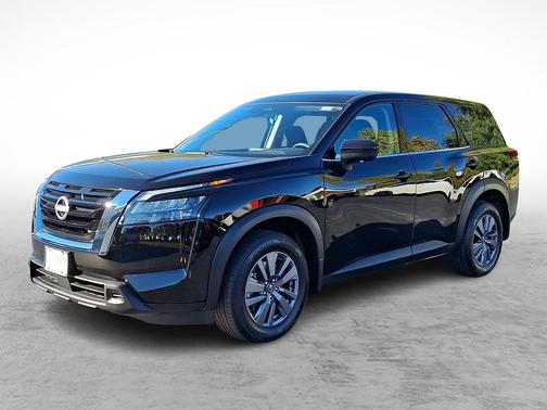 2024 Nissan Pathfinder S 4WD