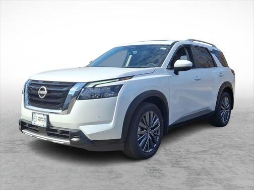 2025 Nissan Pathfinder SL 4WD