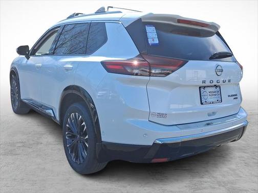 2025 Nissan Rogue Platinum
