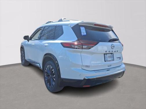 2025 Nissan Rogue Platinum